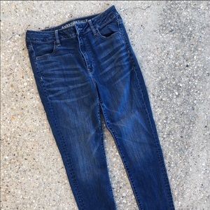 American eagle super high rise jeggings 10 short